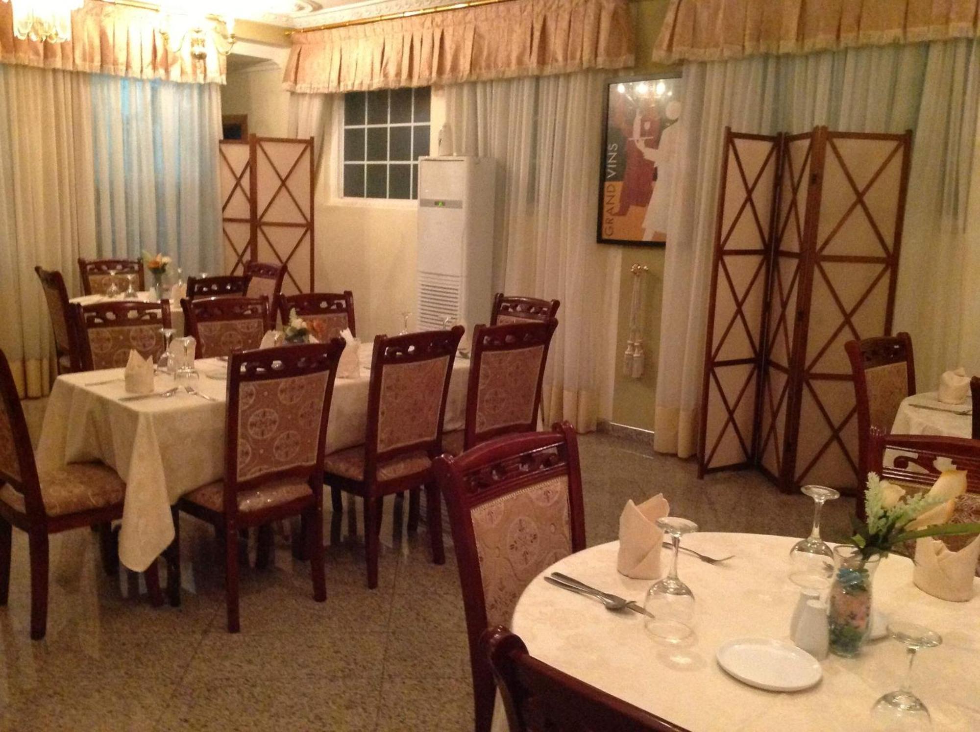 Charleston Hotel Accra Ngoại thất bức ảnh