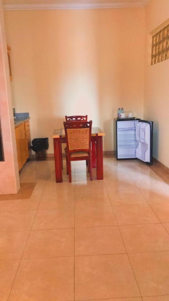 Charleston Hotel Accra Phòng bức ảnh