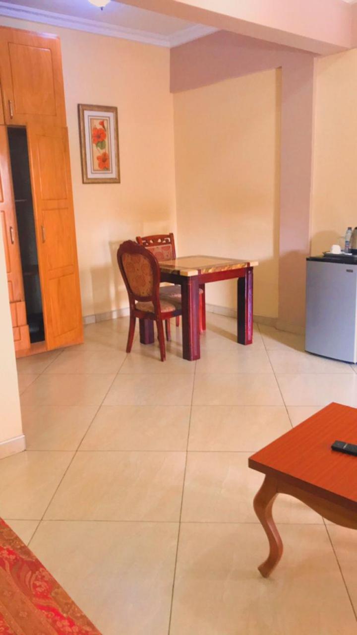 Charleston Hotel Accra Phòng bức ảnh
