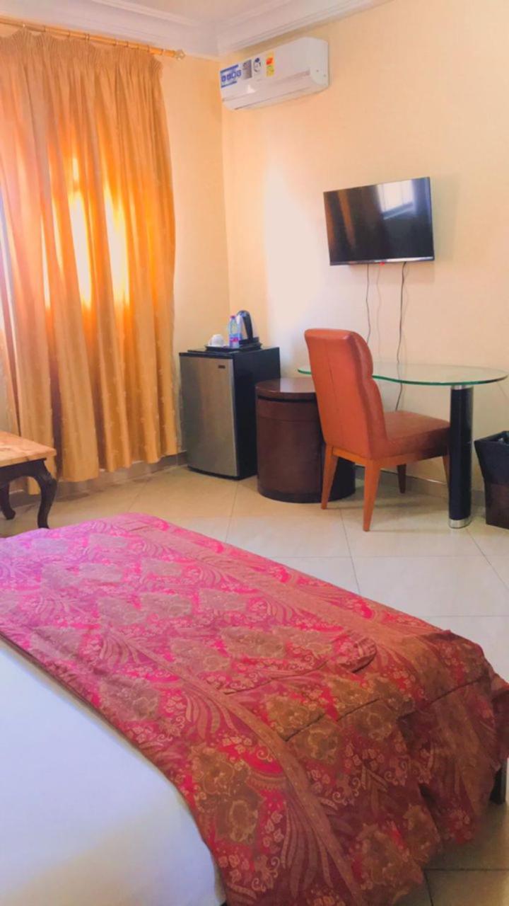 Charleston Hotel Accra Phòng bức ảnh