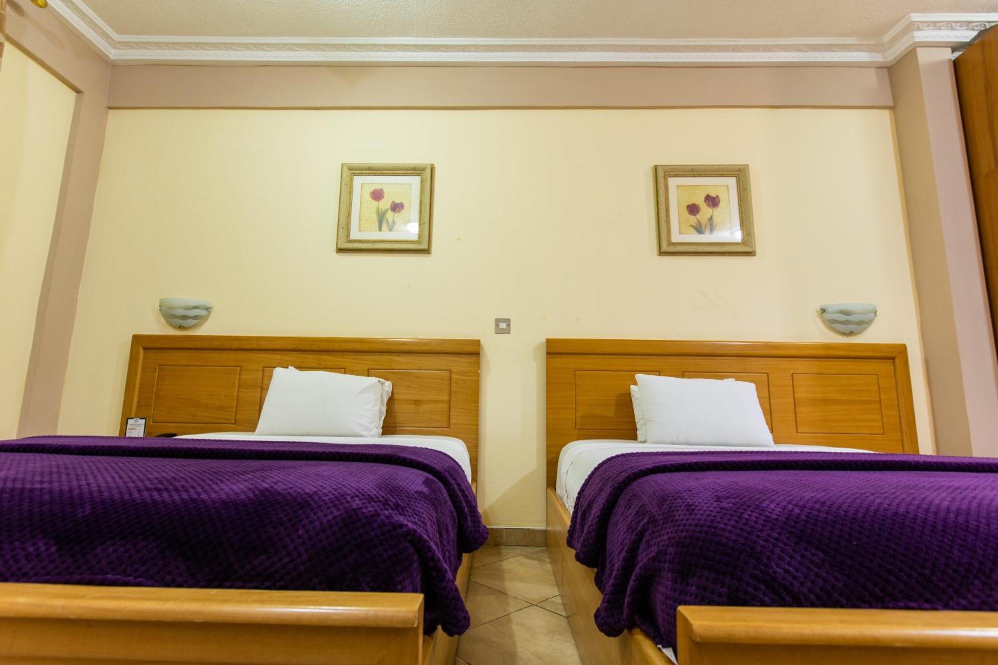 Charleston Hotel Accra Phòng bức ảnh