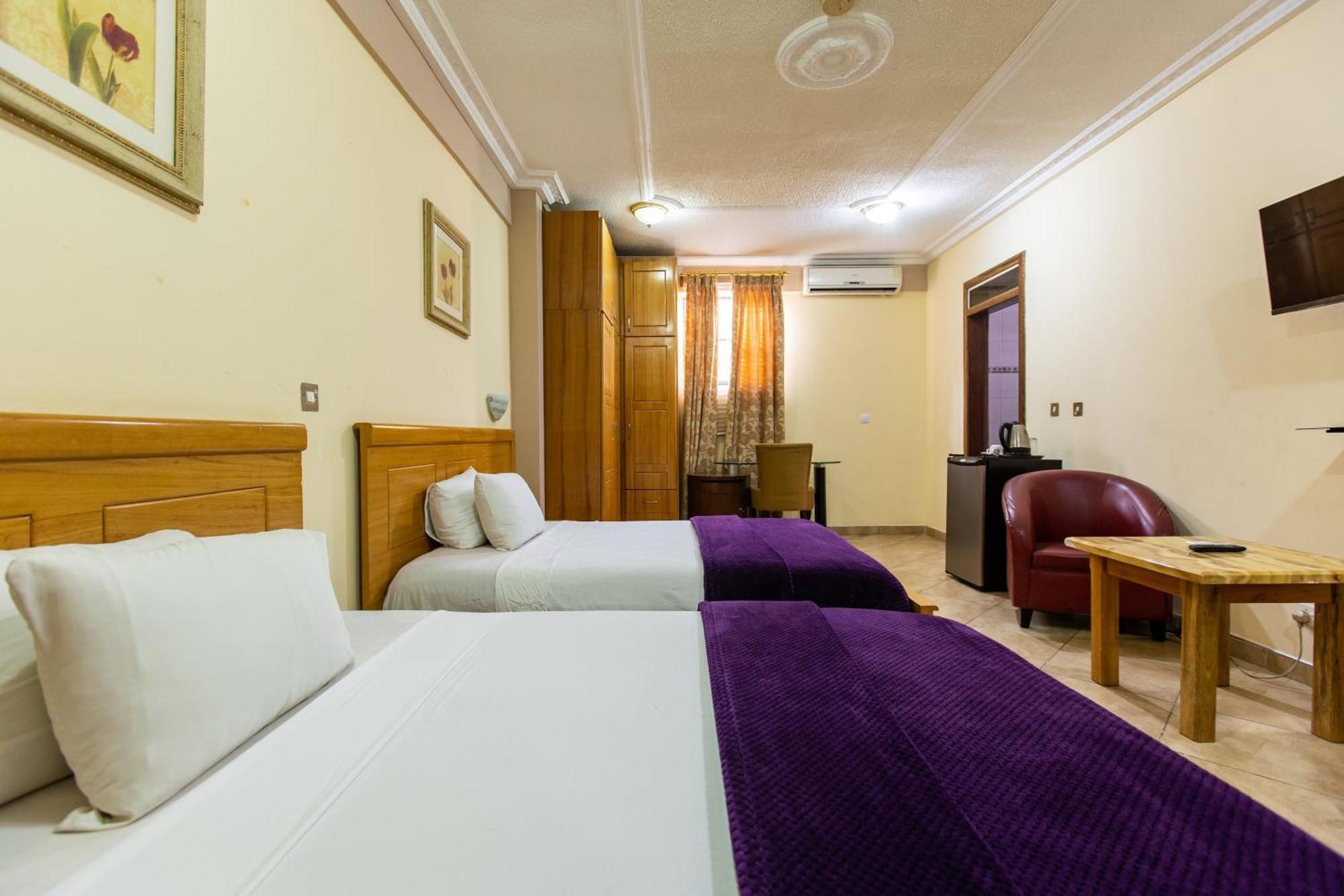 Charleston Hotel Accra Phòng bức ảnh