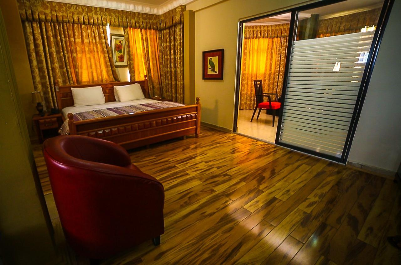 Charleston Hotel Accra Ngoại thất bức ảnh